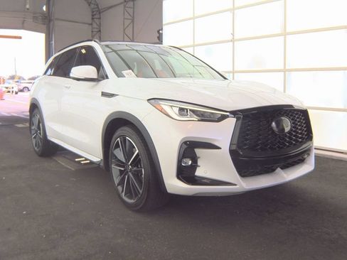 Certified 2023 INFINITI QX50 Sport FWD image 3