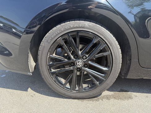 Used 2025 Toyota Camry SE FWD image 13