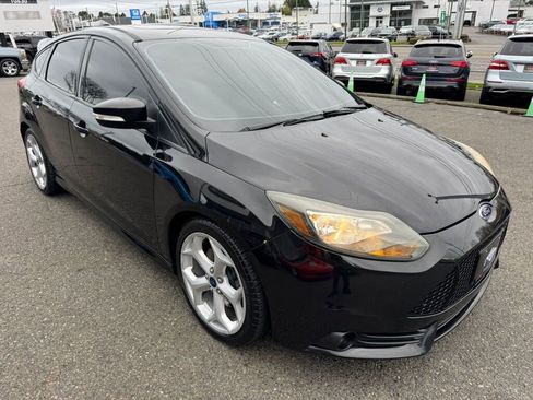 Used 2013 Ford Focus ST image 4