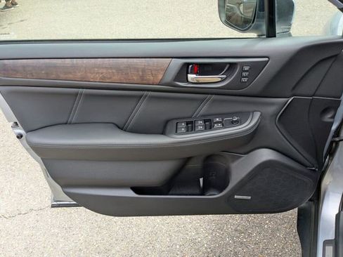Used 2019 Subaru Outback 3.6R Limited image 30