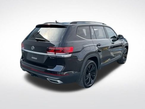 Used 2023 Volkswagen Atlas SE w/ Black Wheel Package AWD/4WD image 16