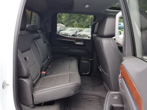 Used 2023 GMC Sierra 1500 Denali w/ Denali Reserve Package AWD/4WD image 25