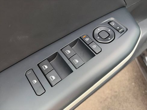 New 2026 Kia K4 GT-Line w/ GT-Line Premium Package FWD image 18
