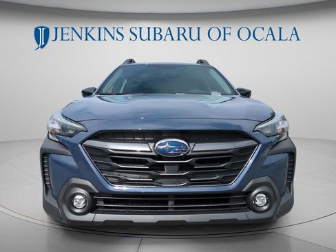 Used 2025 Subaru Outback Premium w/ Popular Package #1A AWD/4WD image 8