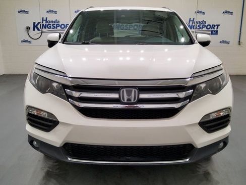 Certified 2017 Honda Pilot Touring image 7