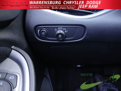 Used 2023 Chevrolet Malibu LS image 28