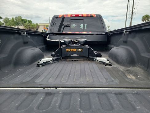 Used 2024 RAM 3500 Laramie w/ Night Edition AWD/4WD image 9