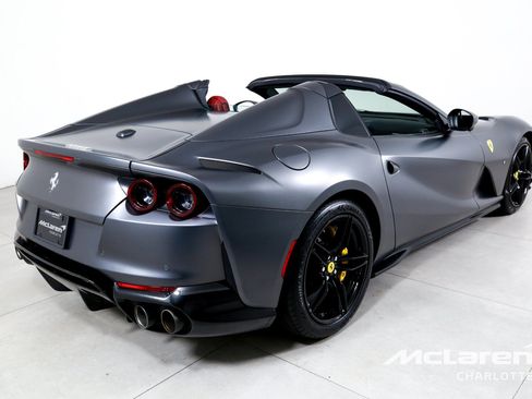 Used 2021 Ferrari 812 GTS RWD image 9
