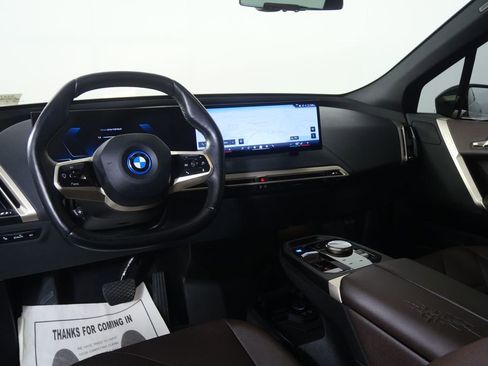 Used 2024 BMW iX xDrive50 AWD/4WD image 14