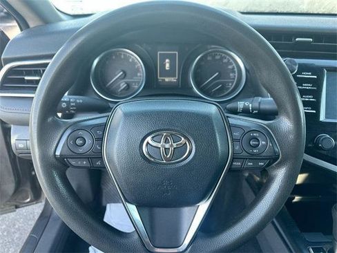 Certified 2018 Toyota Camry LE image 14