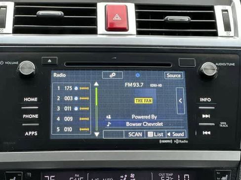 Used 2017 Subaru Legacy 2.5i Limited image 12