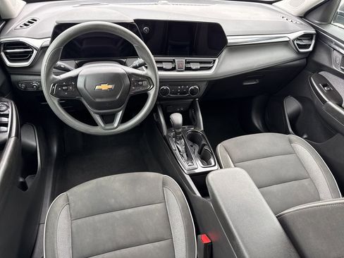 Used 2024 Chevrolet TrailBlazer LS image 15