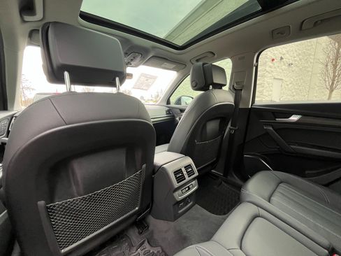 Used 2025 Audi Q5 2.0T Premium image 27