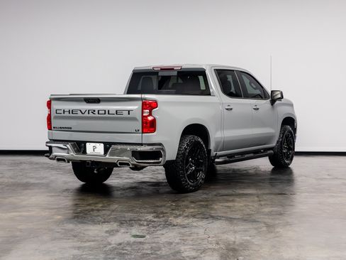 Used 2024 Chevrolet Silverado 1500 LT AWD/4WD image 21
