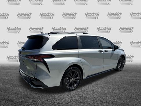 Certified 2025 Toyota Sienna XSE w/ XSE Plus Package image 10