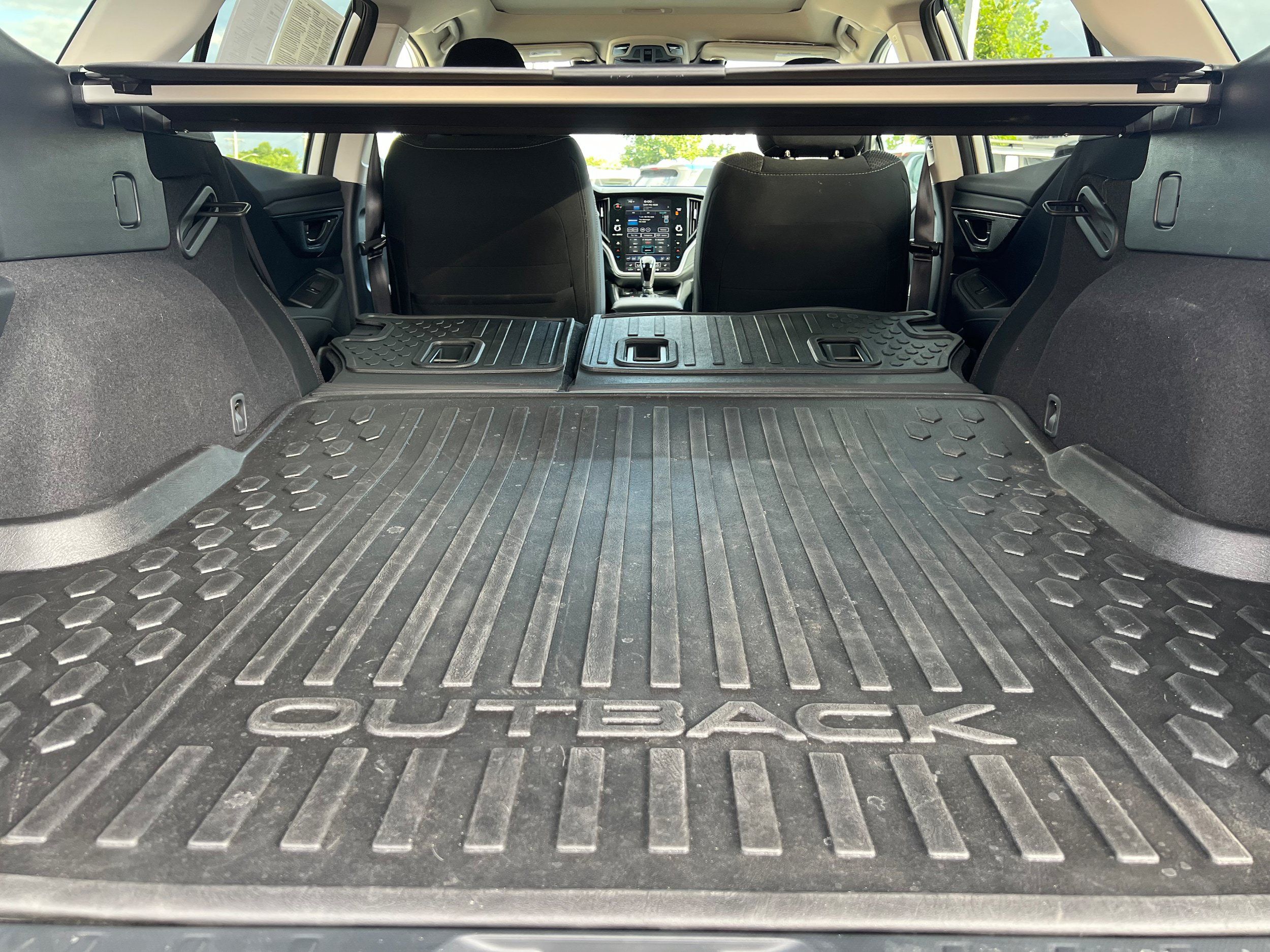 Certified 2025 Subaru Outback Premium AWD/4WD image 12