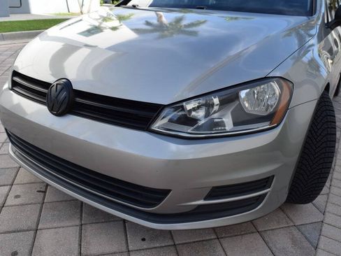 Used 2015 Volkswagen Golf TDI S FWD image 9