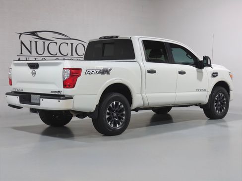 Used 2017 Nissan Titan PRO-4X w/ Pro-4x Convenience Package image 38