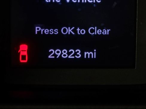 Used 2023 Jeep Gladiator Sport w/ Trailer Tow Package image 32