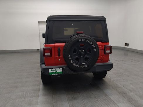 Used 2018 Jeep Wrangler Unlimited Sport image 6