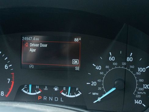 Used 2022 Ford Escape SE w/ Convenience Package FWD image 23