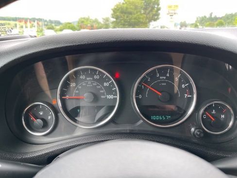 Used 2017 Jeep Wrangler Unlimited Sport w/ Quick Order Package 23S image 14