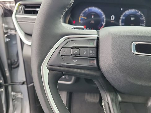 New 2026 Jeep Grand Cherokee L Laredo AWD/4WD image 12