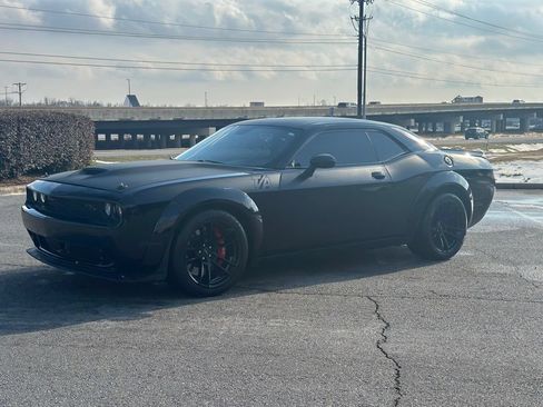 Used 2022 Dodge Challenger R/T Scat Pack RWD image 3