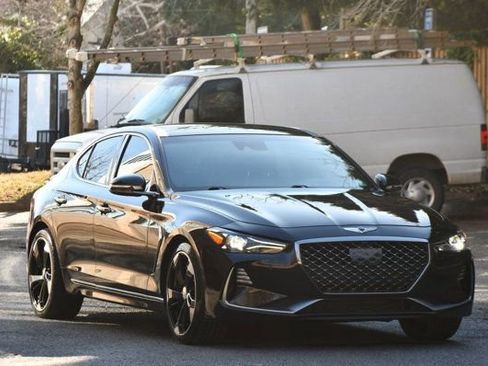 Used 2019 Genesis G70 2.0T Advanced w/ Sport Package image 11