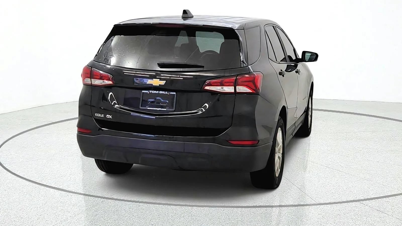 Used 2023 Chevrolet Equinox LS w/ LS Convenience Package FWD image 8