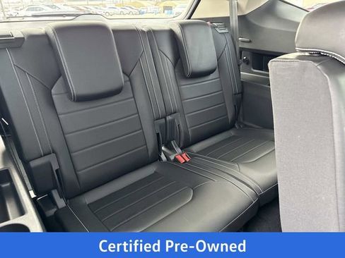 Certified 2025 Volkswagen Atlas SEL AWD/4WD image 19