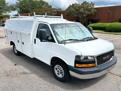 Used 2020 GMC Savana 3500 w/ Power Convenience Package image 58