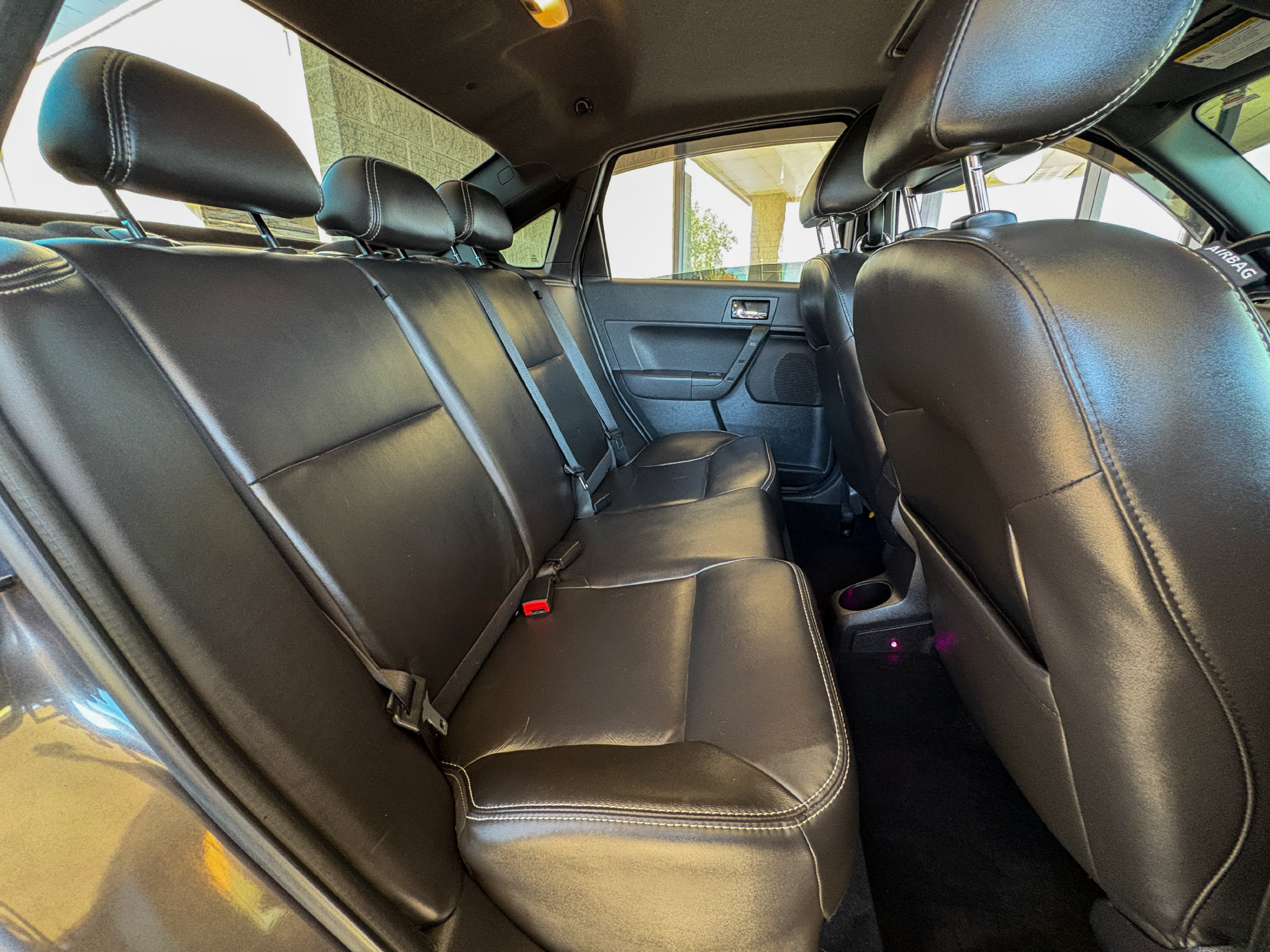 Used 2010 Ford Focus SEL FWD image 19