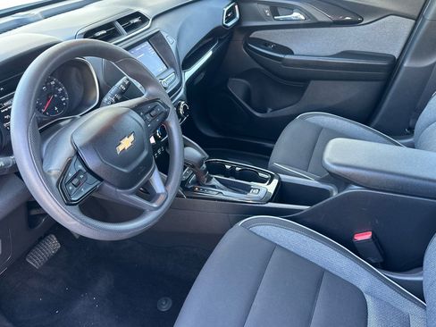 Used 2021 Chevrolet TrailBlazer LS w/ LPO, Blackout Package image 10