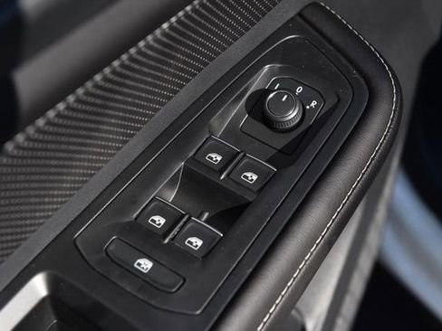 New 2026 Volkswagen Atlas Cross Sport SE image 8