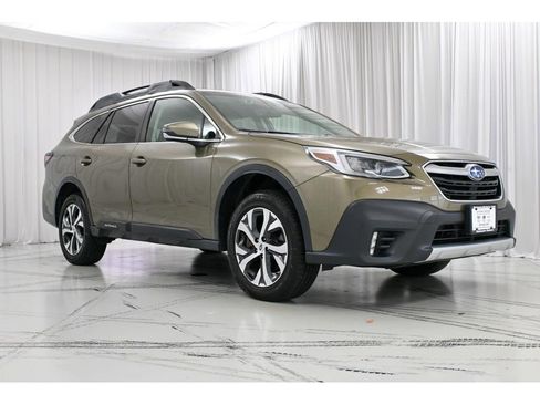 Used 2021 Subaru Outback Limited XT image 2