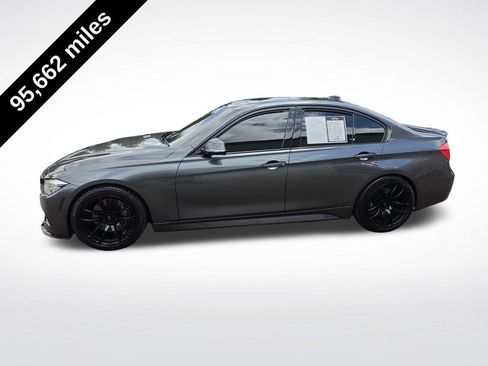 Used 2018 BMW 340i xDrive Sedan w/ Premium Package AWD/4WD image 3