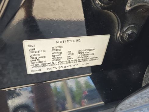Used 2021 Tesla Model Y Long Range AWD/4WD image 31