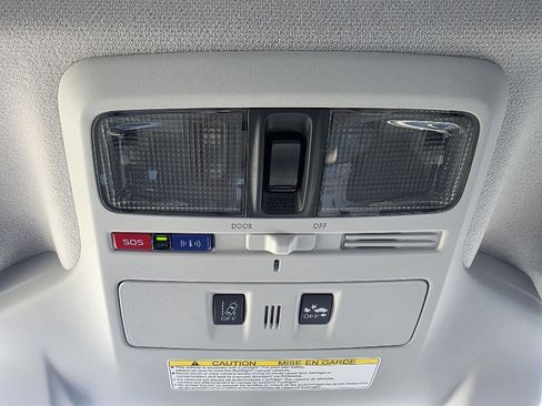 Used 2017 Subaru Forester 2.5i Limited image 23