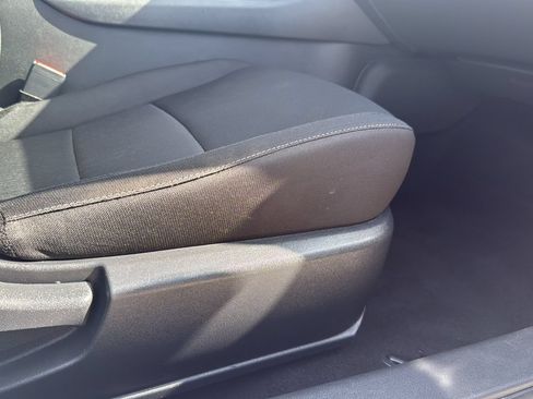 Used 2025 Nissan Sentra SV FWD image 22