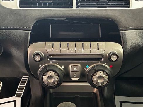 Used 2014 Chevrolet Camaro Z/28 RWD image 9