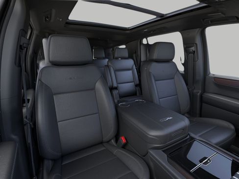 New 2026 GMC Yukon Denali w/ Denali Reserve Package image 16