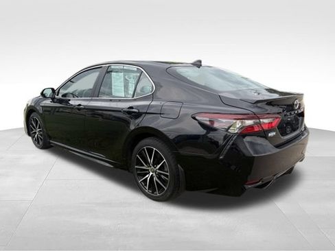 Used 2024 Toyota Camry SE AWD/4WD image 2