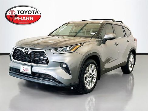 New 2026 Toyota Highlander Limited AWD/4WD image 1