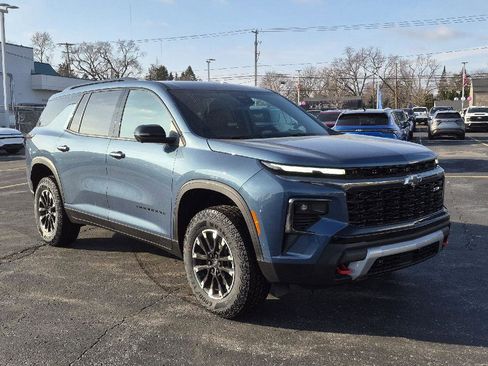 New 2026 Chevrolet Traverse Z71 w/ Enhanced Driving Package image 3