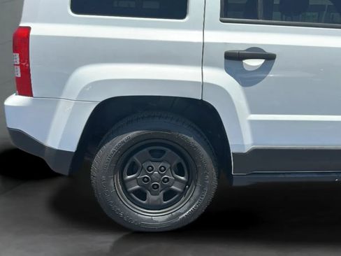 Used 2015 Jeep Patriot Sport FWD image 56