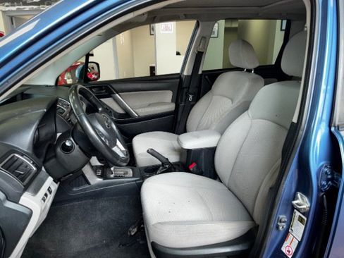 Used 2017 Subaru Forester 2.5i Premium w/ All-Weather Package AWD/4WD image 14