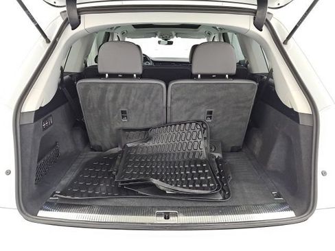 Used 2023 Audi Q7 3.0T Premium Plus AWD/4WD image 33