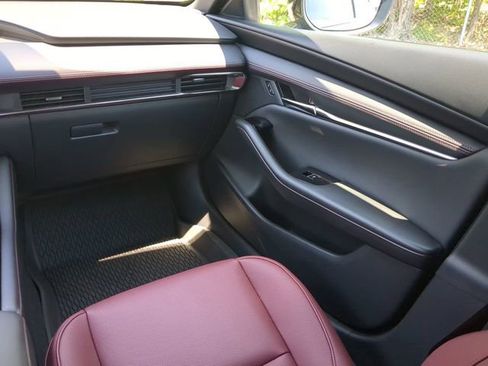 Used 2026 MAZDA MAZDA3 Carbon AWD/4WD image 15