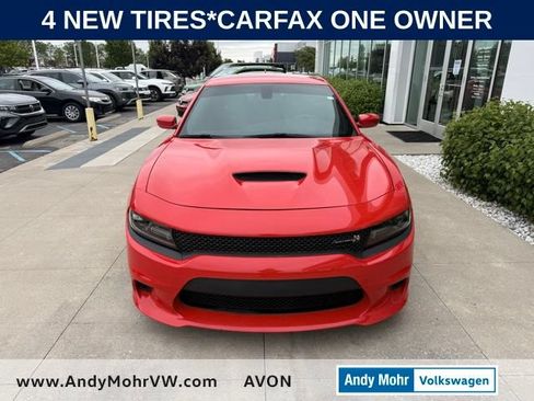 Used 2018 Dodge Charger R/T Scat Pack RWD image 2